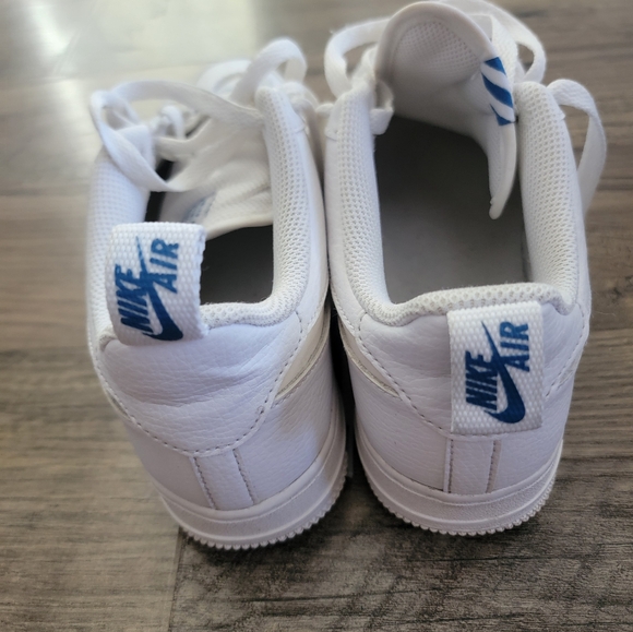 Air Force 1 '07 LV8 'Reflective Swoosh - White Dark Marina Blue Size… - Picture 3 of 7